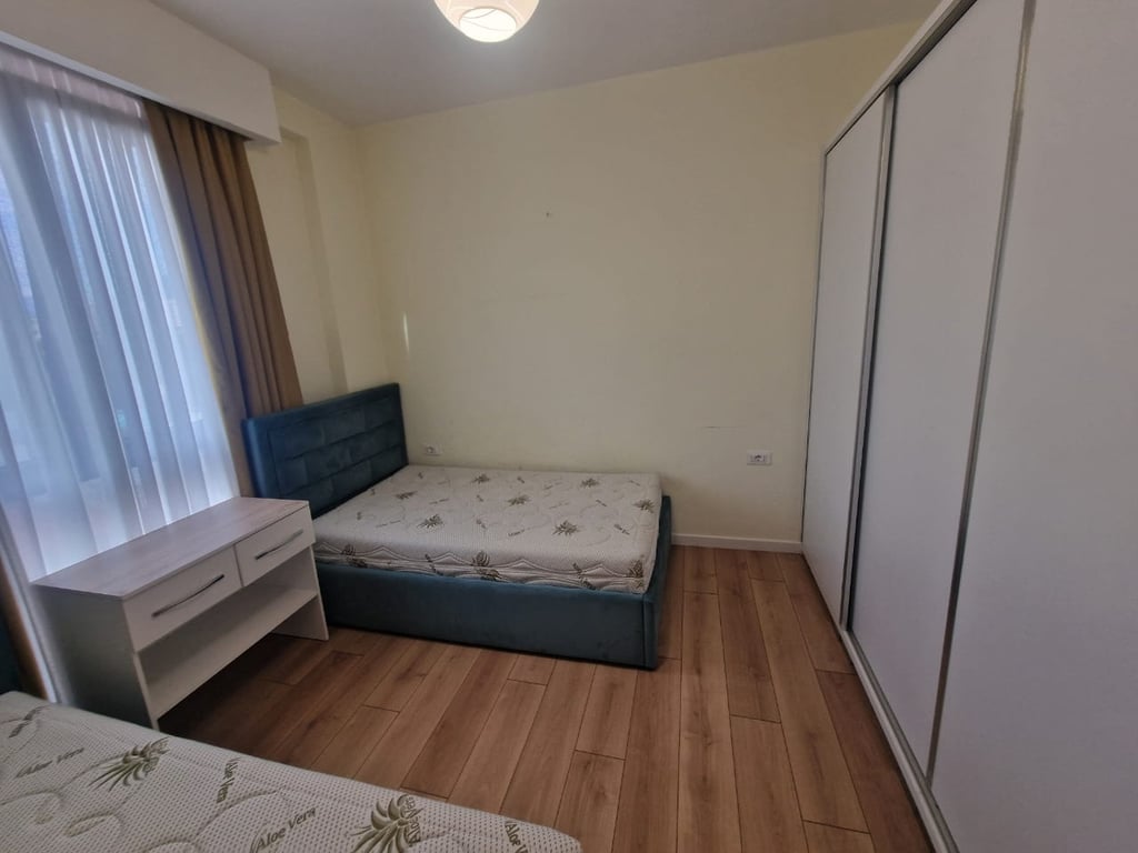 Apartment 2+1+2 bathrooms for rent at Tregu Dinamo.