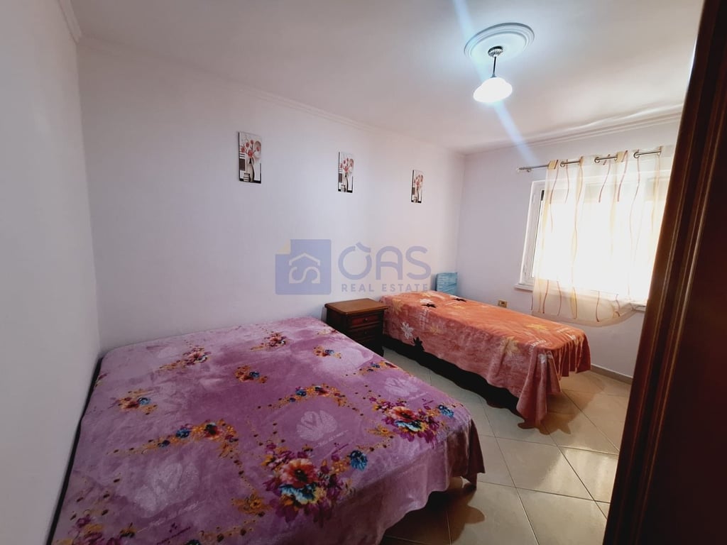 A 2+1 apartment is for rent in the Center for 470 euros.