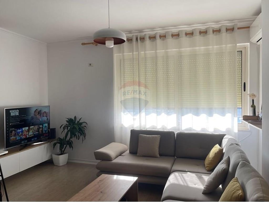 An apartment 1+1 is available for rent in Don Bosko.