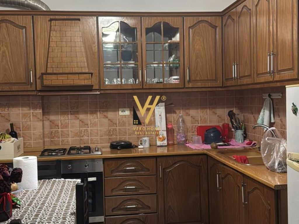 JEPET APARTAMENT 1+1+BLK ME QERA NE SELITE 450 EURO