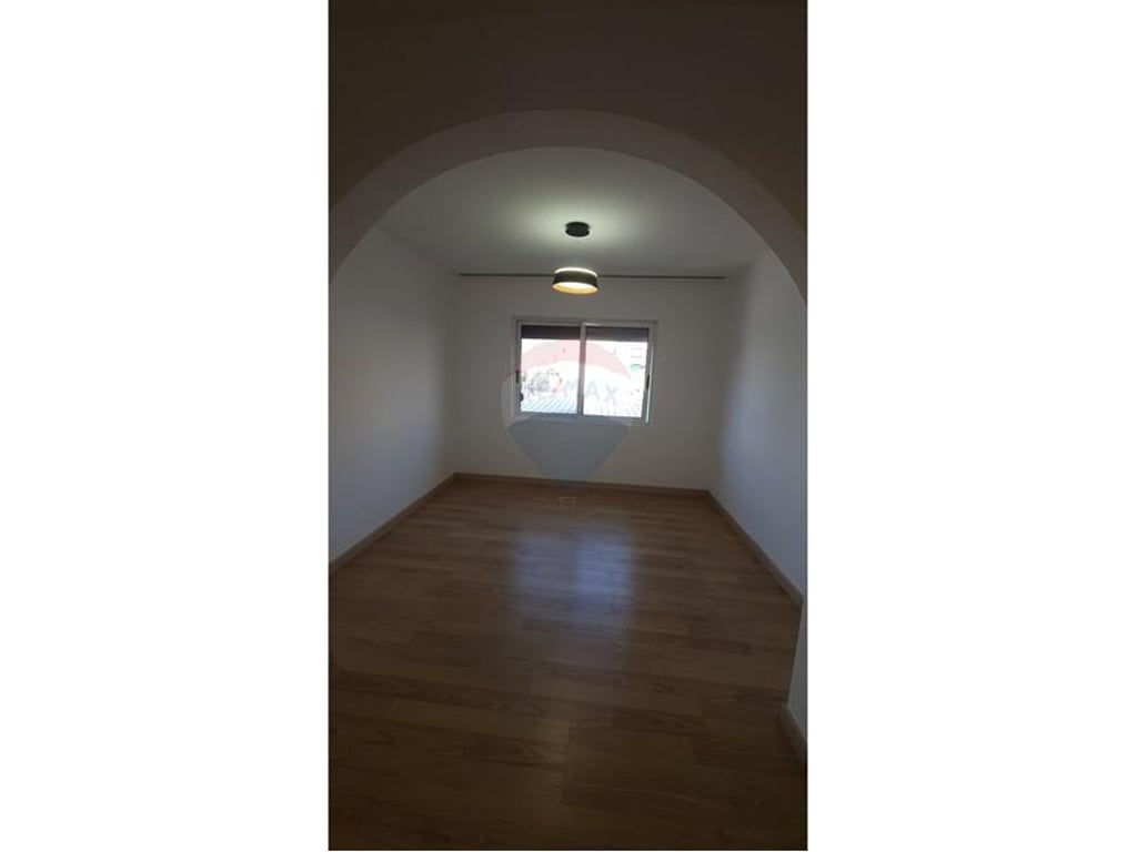 APARTAMENT 3+1 PER SHITJE TE PARTIZANI PER SHITJE!