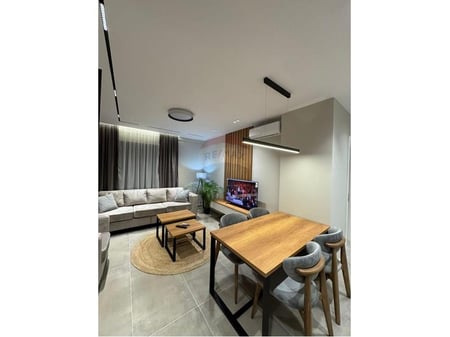 VENDESI APPARTAMENTO 2+1 CON POSTO AUTO, GREEN CITY