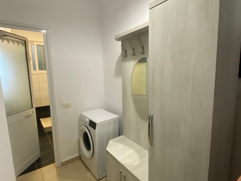 1+1, furnished, in 5 May, with parking, 480 euros.