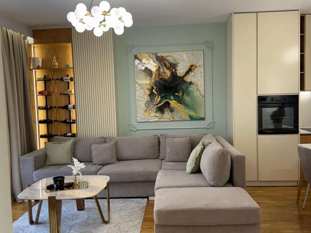 Super 1+1+P apartment for rent on Barrikadave Street.