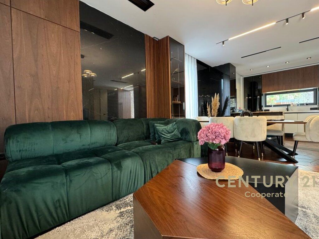 LUXURY VILLA FOR SALE NEAR THE SEA IN SAN PIETRO RESORT. €1,300,000