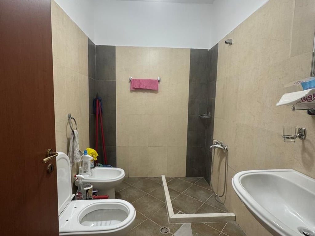 APPARTAMENTO 1+1 IN AFFITTO, Comune di Parigi, Kristal Center!