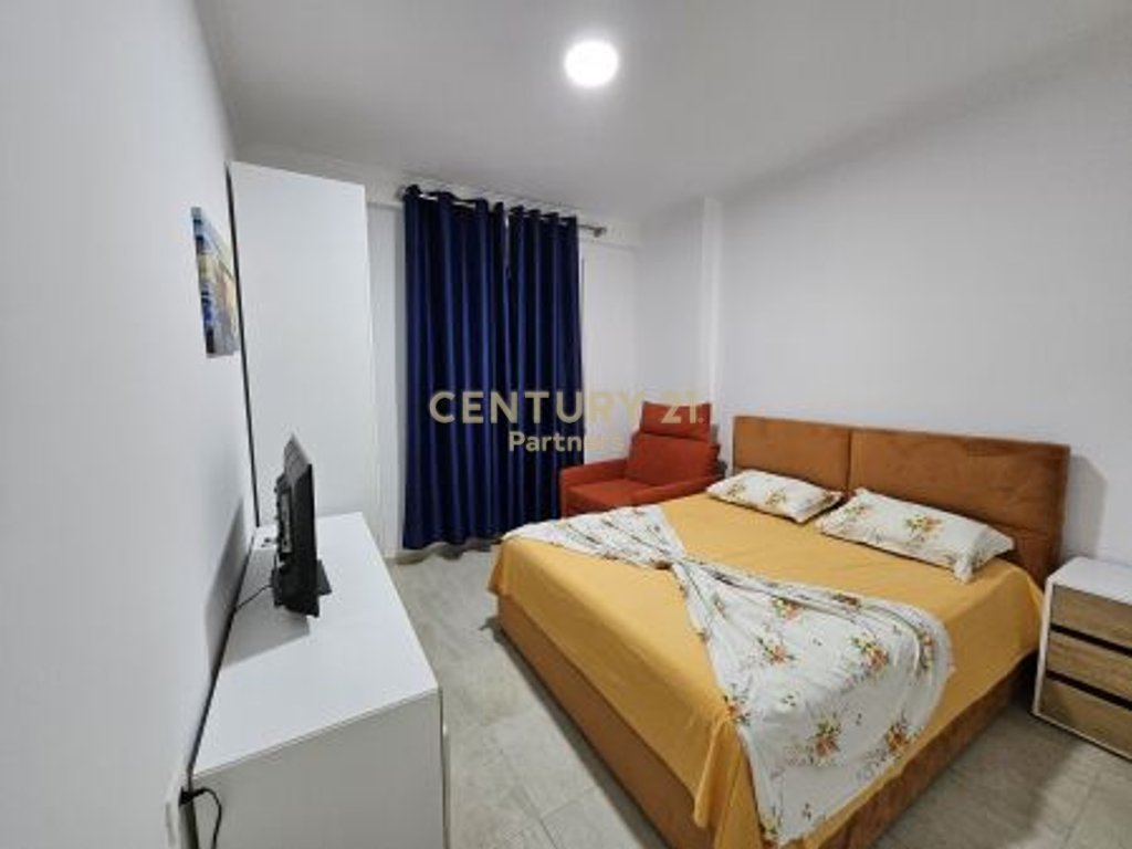 Vendiamo appartamento 1+1 a Gjiri i Lalzit, Durazzo.