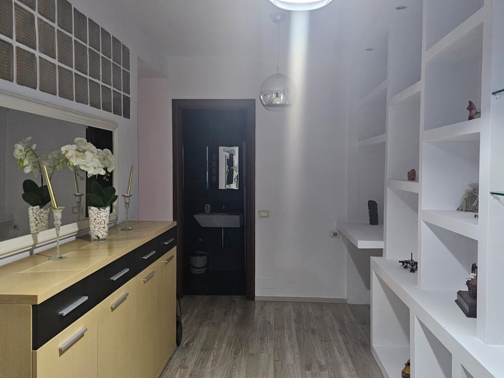 Appartamento 1+1 in affitto vicino alla strada Kavajë.
