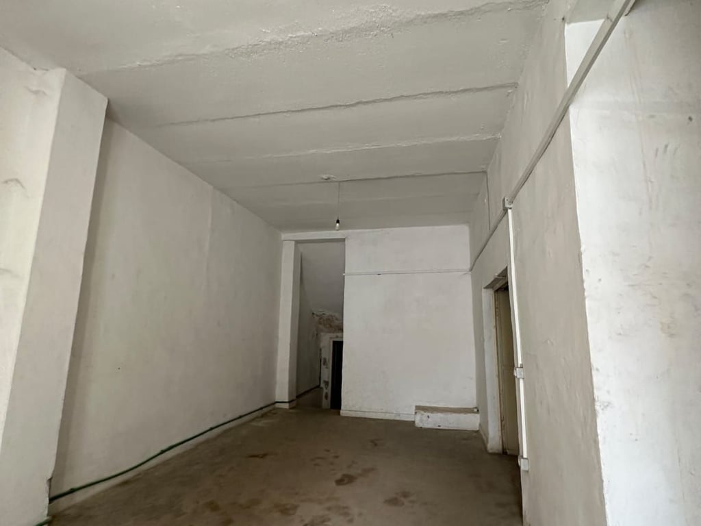 🏭 Jepet me Qira Magazinë – Siri Kodra, Tiranë