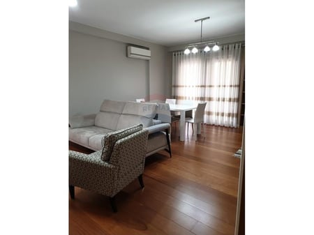 Jepet me qira apartament 3+1+2, te Liqeni I Thate