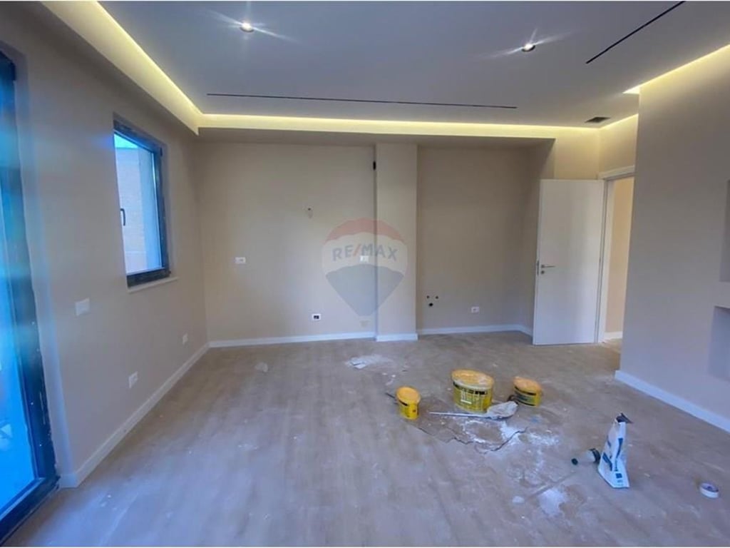 Appartamento 2+1 al Pazari i Ri!