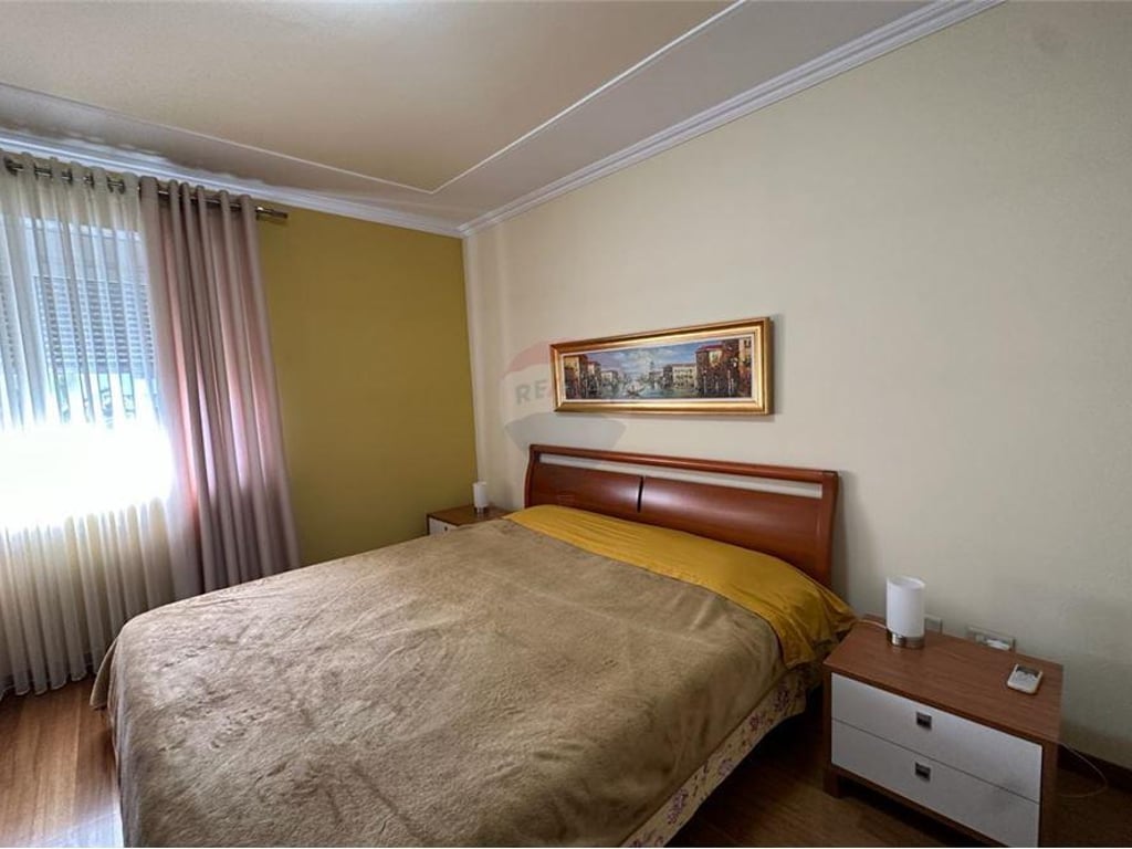 APARTAMENT 2+1 ME QIRA NE BLLOK