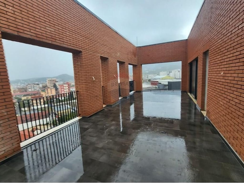 Vendesi appartamento 3+2 VICINO a Klan Tv