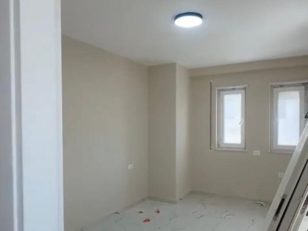 Ambient Biznesi me Qira – Rruga Mine Peza