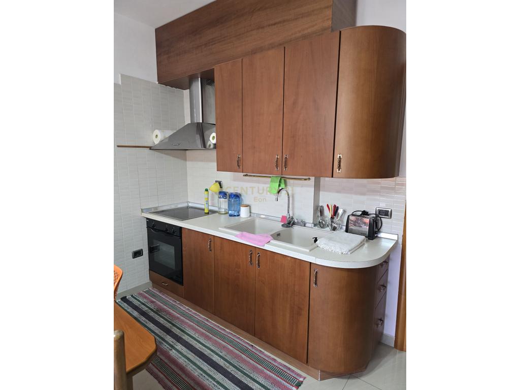 Shitet Apartament 1+1 në Golem, Durrës ! 70,000 €