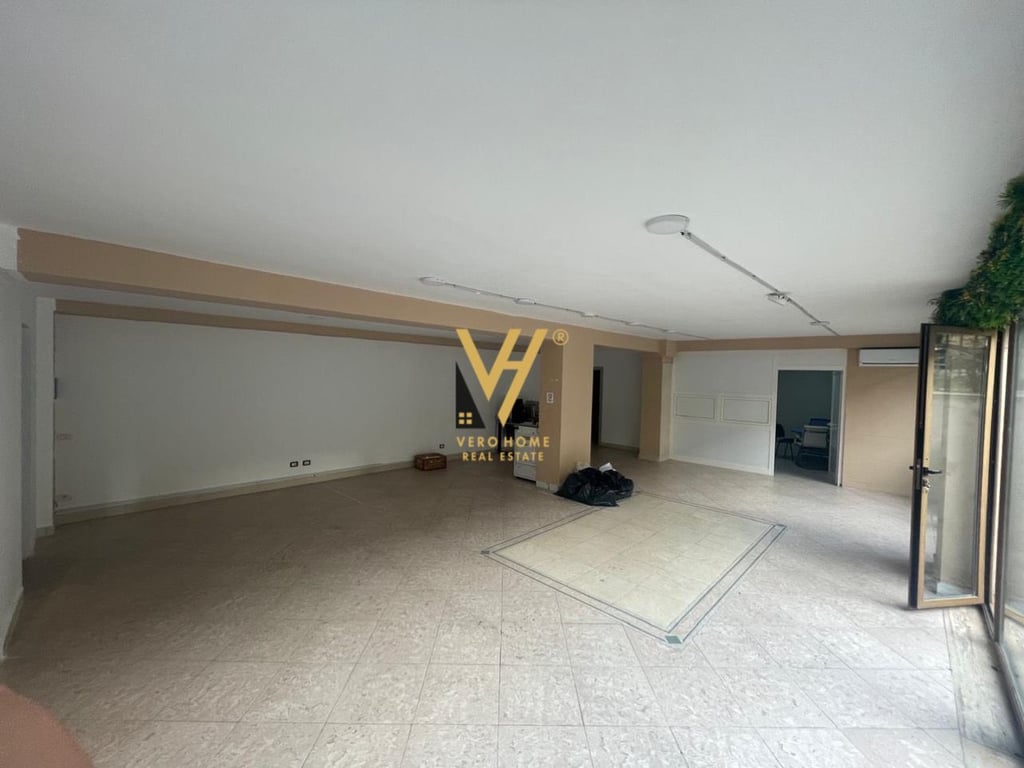 BUSINESS SPACE OF 160M2 FOR RENT IN PAZARI RI 2,000 EURO