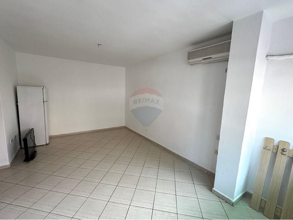 Apartament ne shitje, 1+1 buze rr. se Dibres!