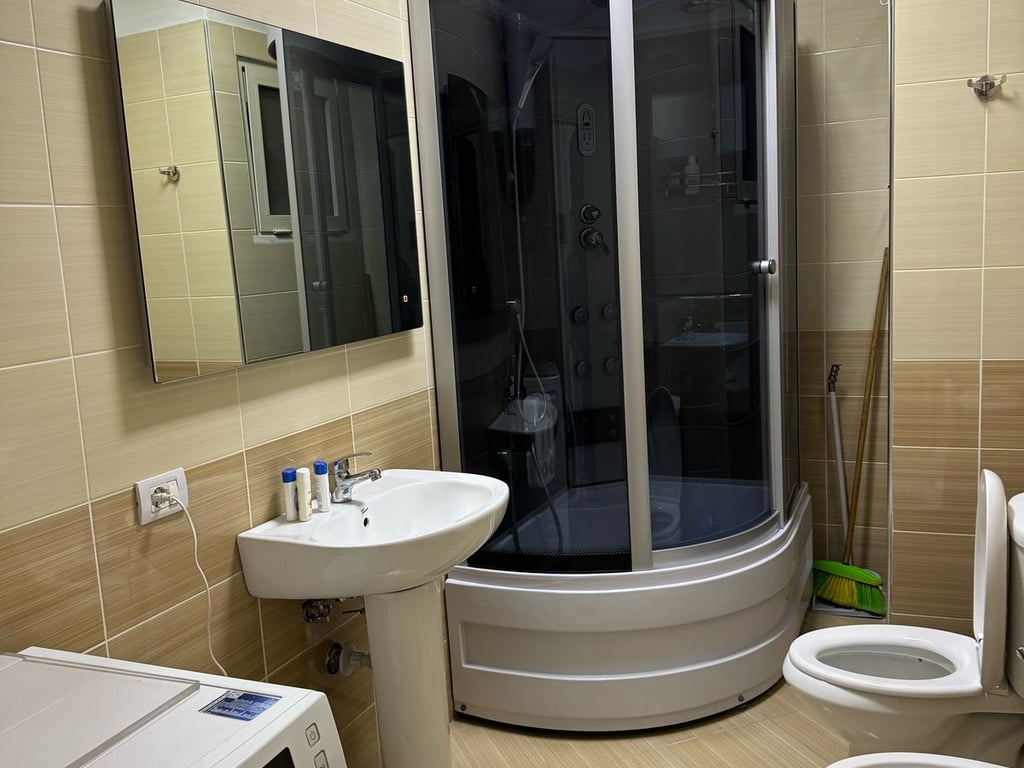 Affittasi appartamento 2+1+2, Astir dietro Eja Studio Prezzo: 500 euro