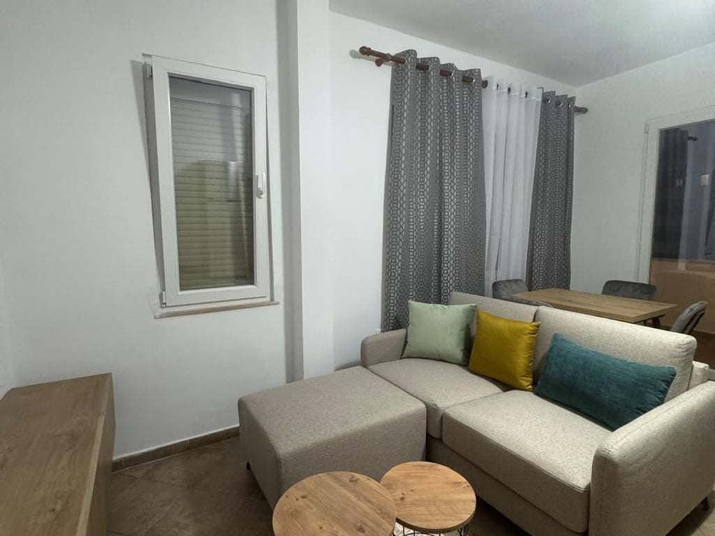 APPARTAMENTO 1+1 IN AFFITTO, Comune di Parigi, Kristal Center!