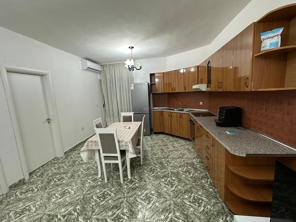 Apartament 2+1 me qira tek Don Bosko prane Viva Market