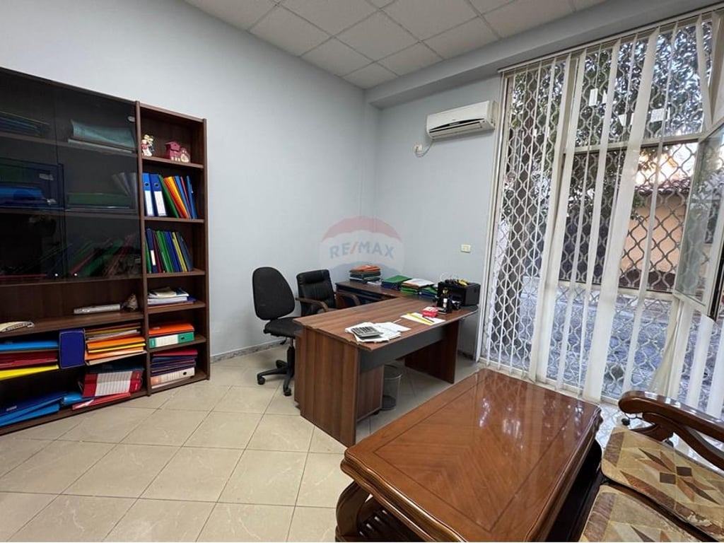 Ambjent biznesi per shitje tek Selvia !