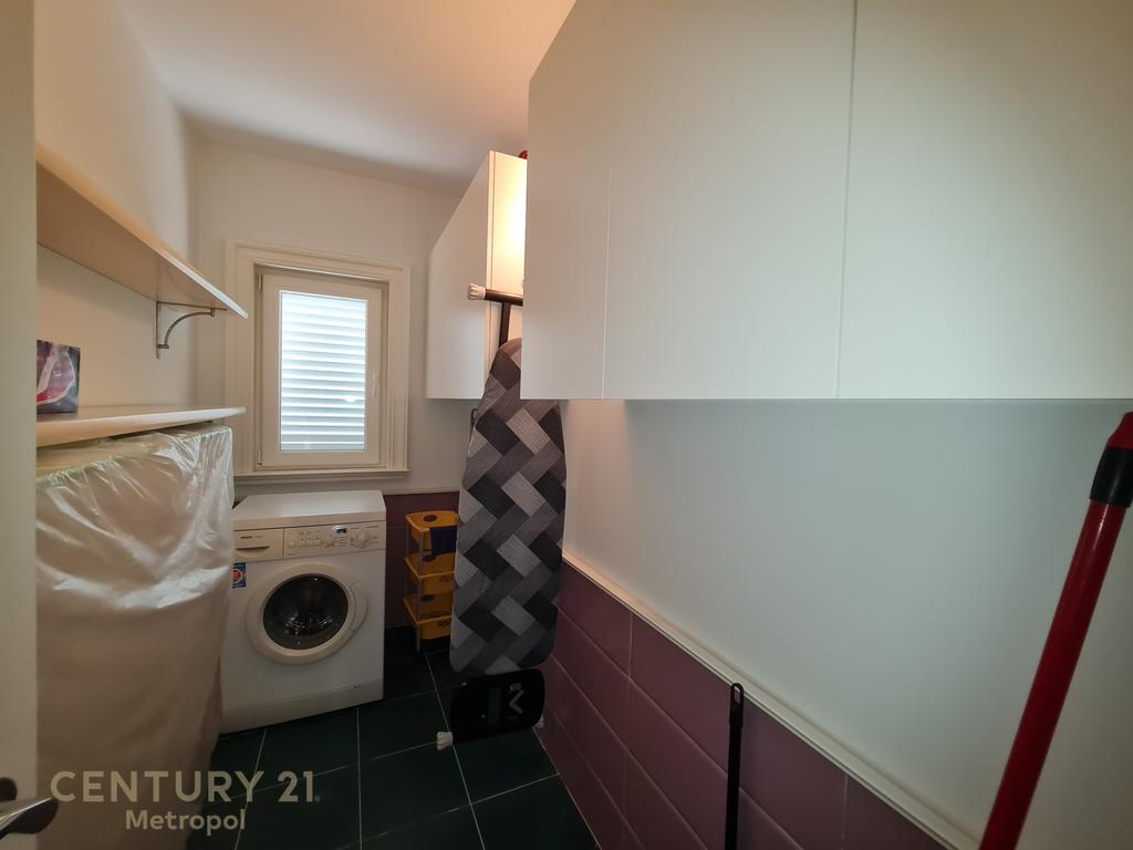 For rent, a 2+1 apartment, Kinostudio.