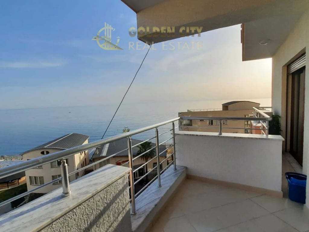 Ofrojme per qera mujore apartament Luxury 2+1 me 3 ballkone. vollga