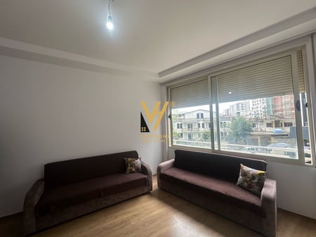 JEPET APARTAMENT 1+1 ME QERA NE ASTIR 40.000 LEKE