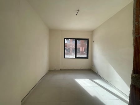 Shitet Apartament 2+1 Rr. Elbasanit 165.000 euro