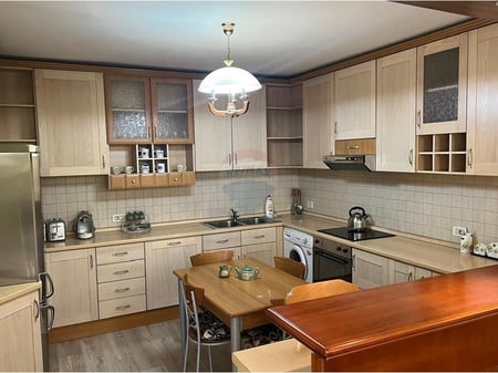Apartment (3+1+2) for rent on Zogu I Boulevard.