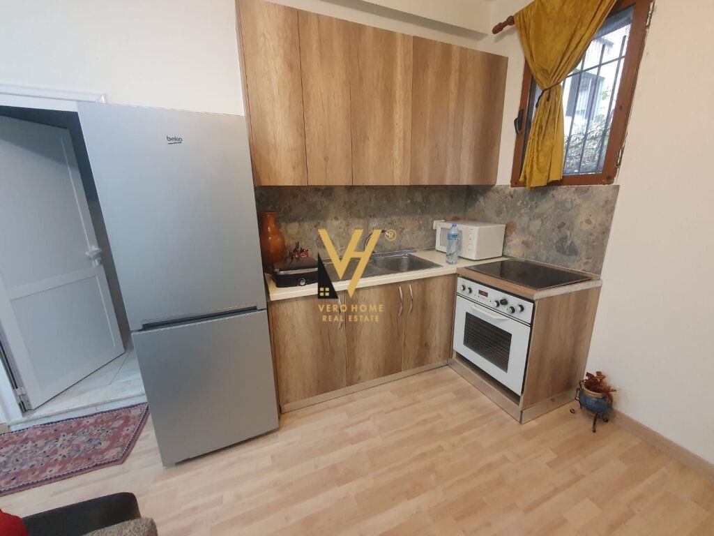 JEPET APARTAMENT 1+1 ME QERA NE SELITE 450 EURO