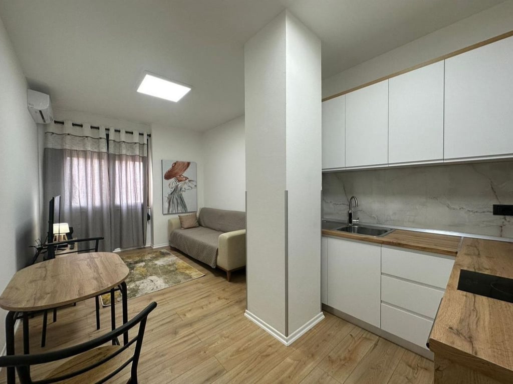 Appartamento in affitto in centro in via Bogdaneve (550 Euro)