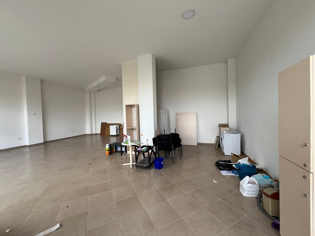 Jepet me qira Ambient Biznesi “Green City – Astir”, Tiranë