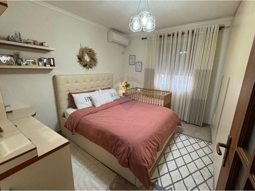 For sale: 2+1 apartment in Allias, Tirana.