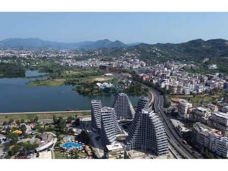 Jepet Zyre per qira tek LAKE VEIW !