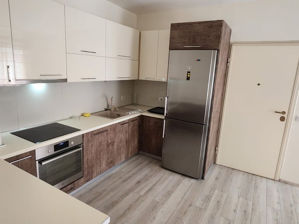 Affittasi appartamento 2+1+2, Giardino Zoologico via Kroit Prezzo: 700 euro