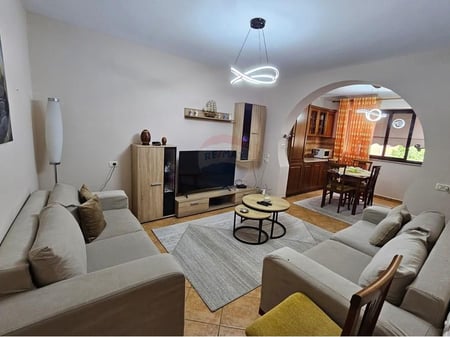 Apartment 2+1 for rent in Myslym Shyr.