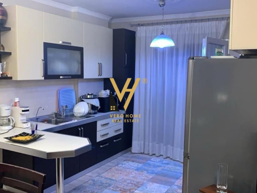 SHITET APARTAMENT 2+1+BLK TE RRUGA E DURRESIT 225.000 EURO