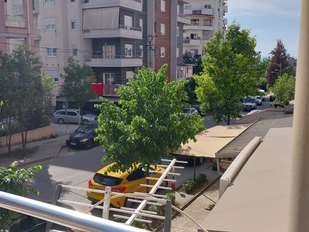 APARTAMENT ME QERA 2+1