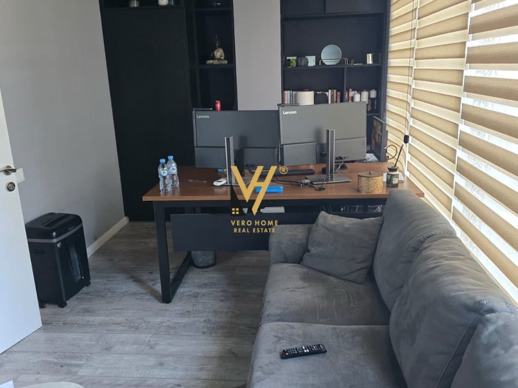 JEPET AMBIENT 108 M2 ME QERA TE SQUARE 21 1.700 EURO