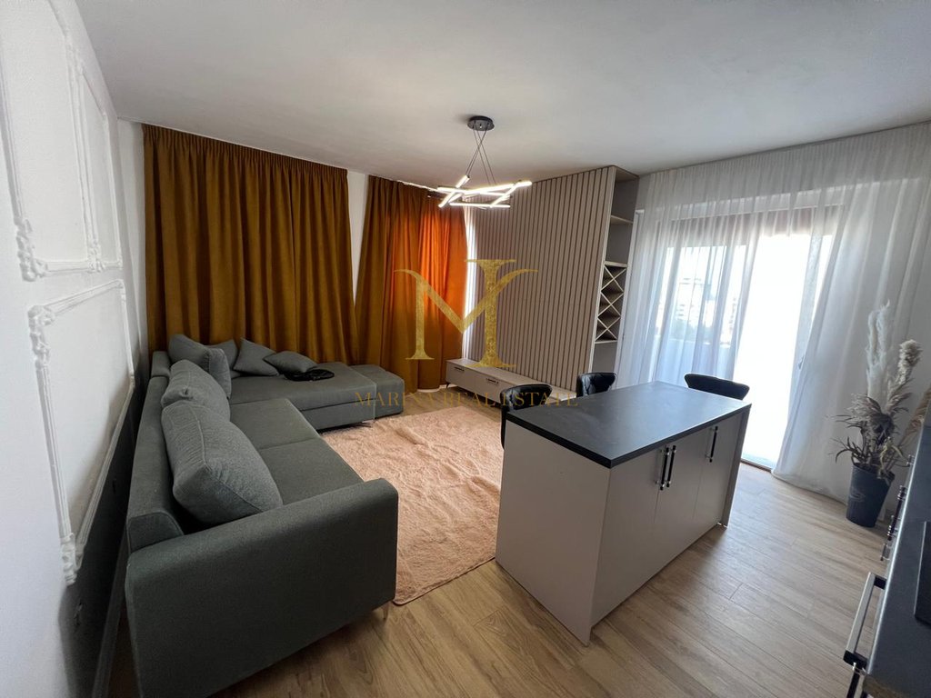 AFFITTASI APPARTAMENTO CON VISTA MARE, SPIAGGIA DI DURRES!!