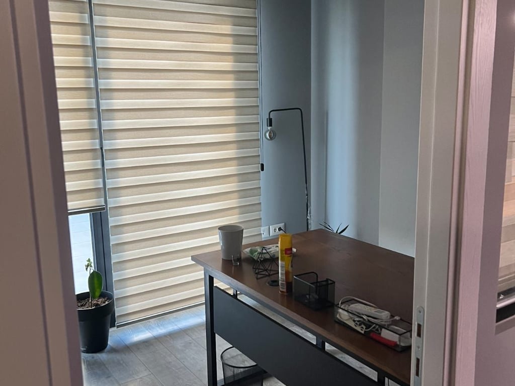 🏢 Ambient Zyre me Qira – Square 21 , Rr.Kavajes🏢