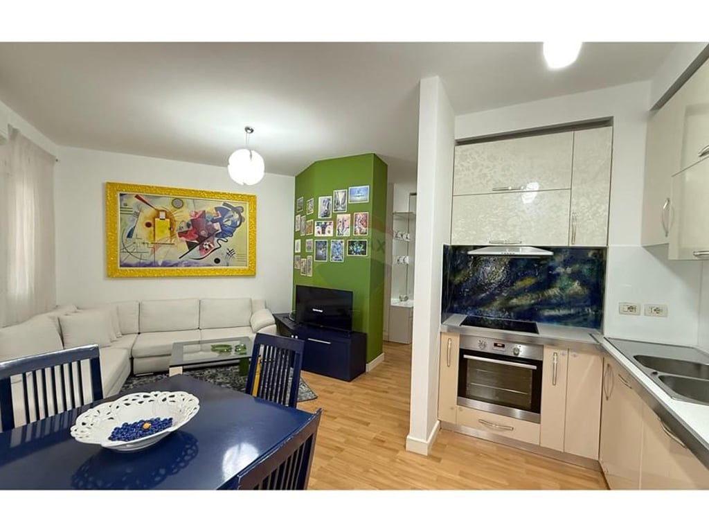 2+1+2 apartment for rent at 21 December!