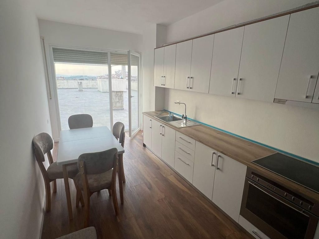 Appartamento in Affitto 2+1 a Fresk (ID B2201278) Tirana