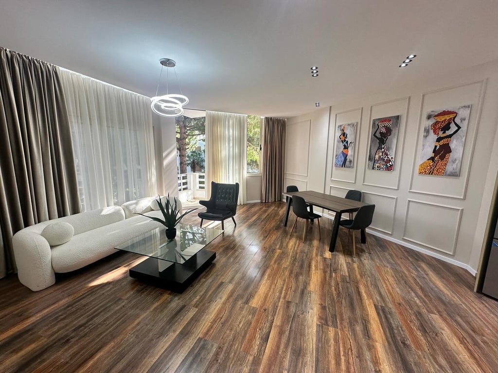 Shitet SUPER APARTAMENT 2+1+2 te Gjiri i Lazit, Lura 1