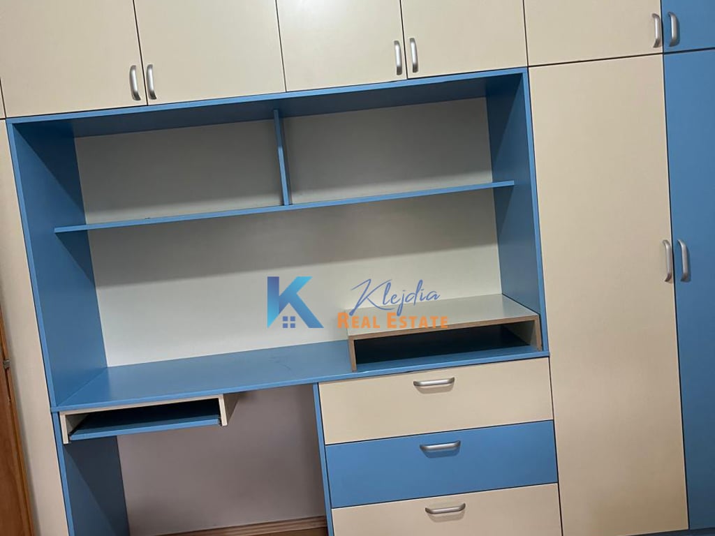 2+1 per qira te Liqeni i Thate, afer Kopshtit Zoologjik