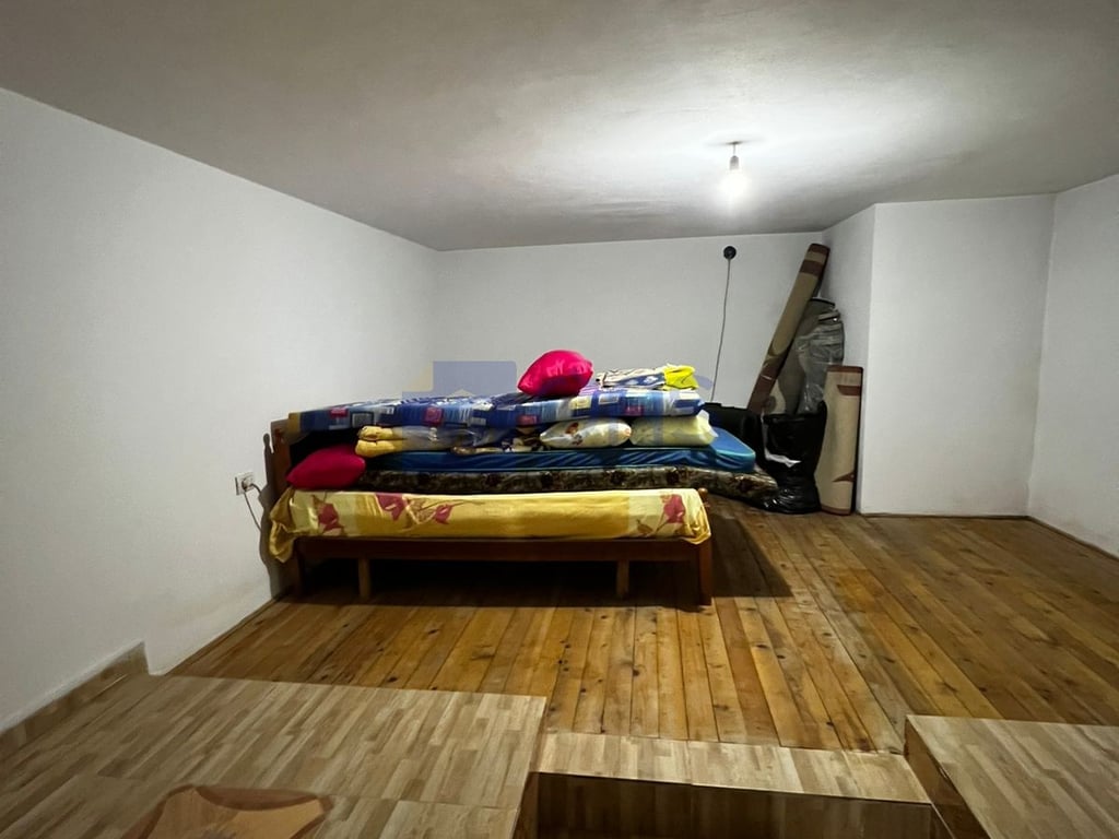 Vendesi appartamento 2+1+Cantina presso il complesso Malaysian.