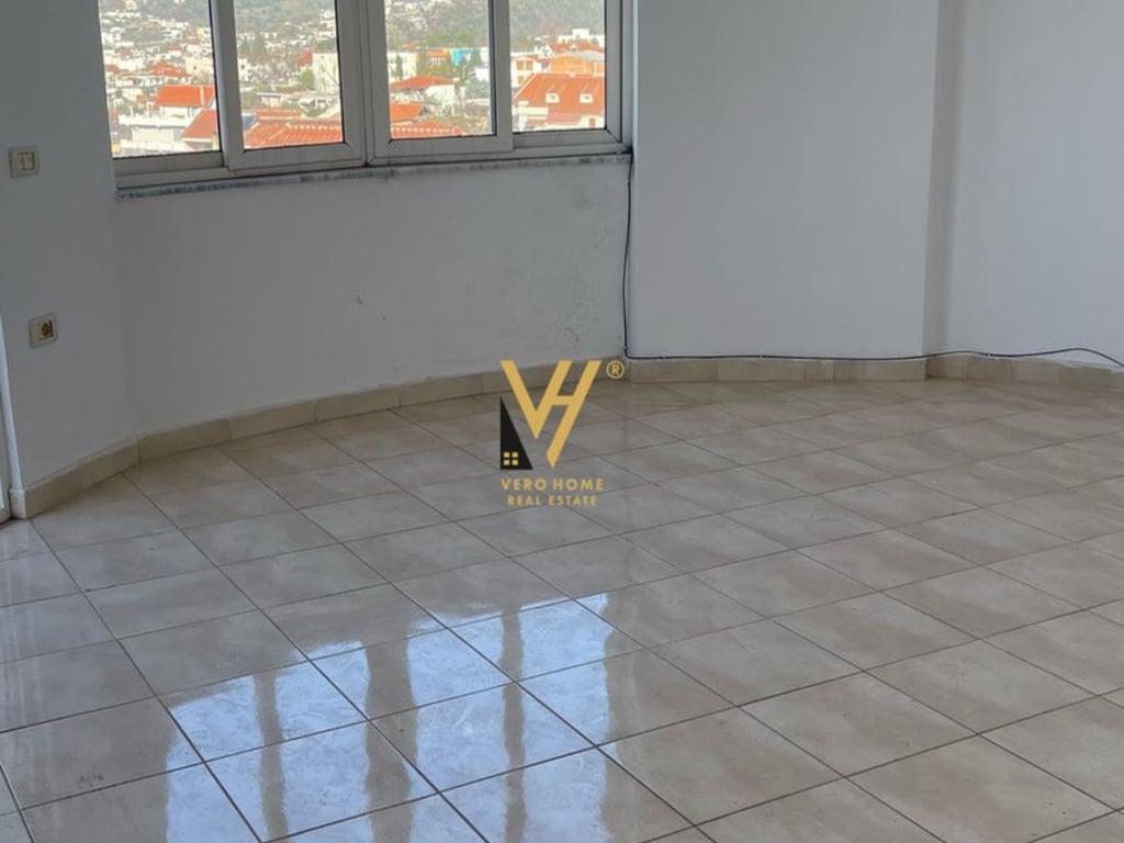 VENDESI APPARTAMENTO 1+1 A FRESK 85.000 EURO