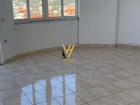 VENDESI APPARTAMENTO 1+1 A FRESK 85.000 EURO