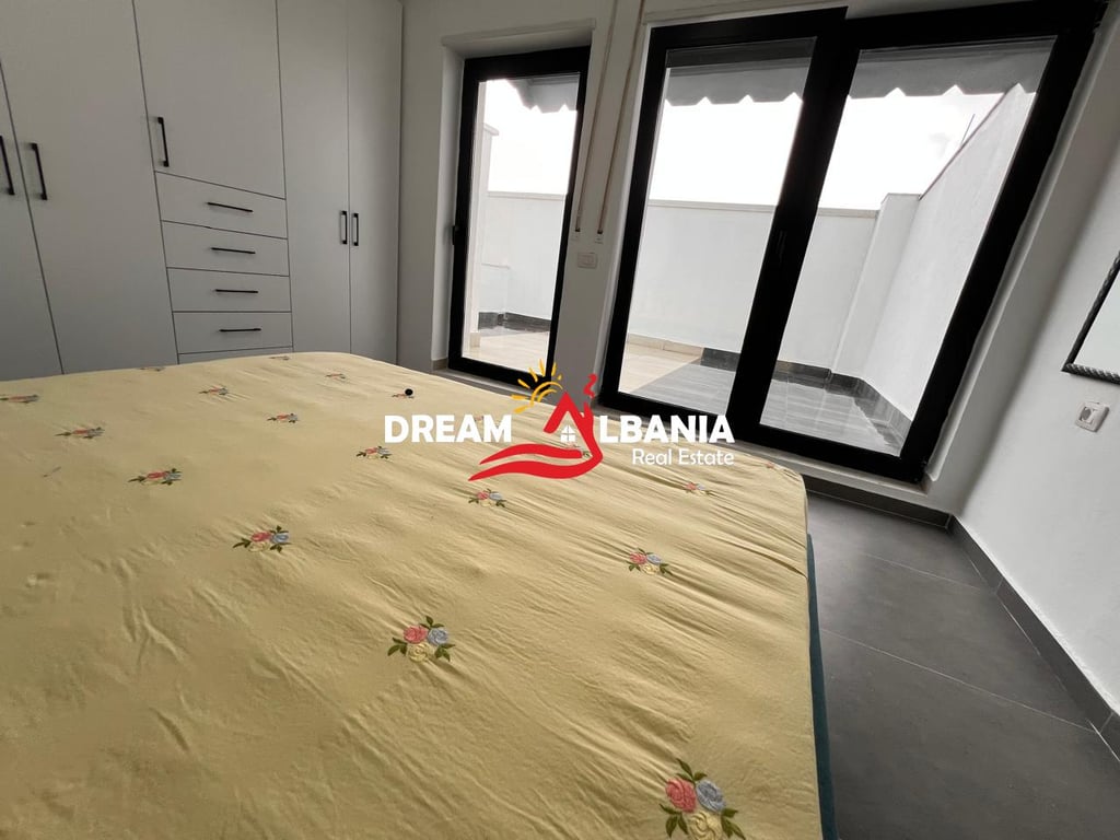 Affittasi duplex 3+1+veranda con posto auto incluso presso la Residenza Kodra e Diellit 2 (ID 4231449)